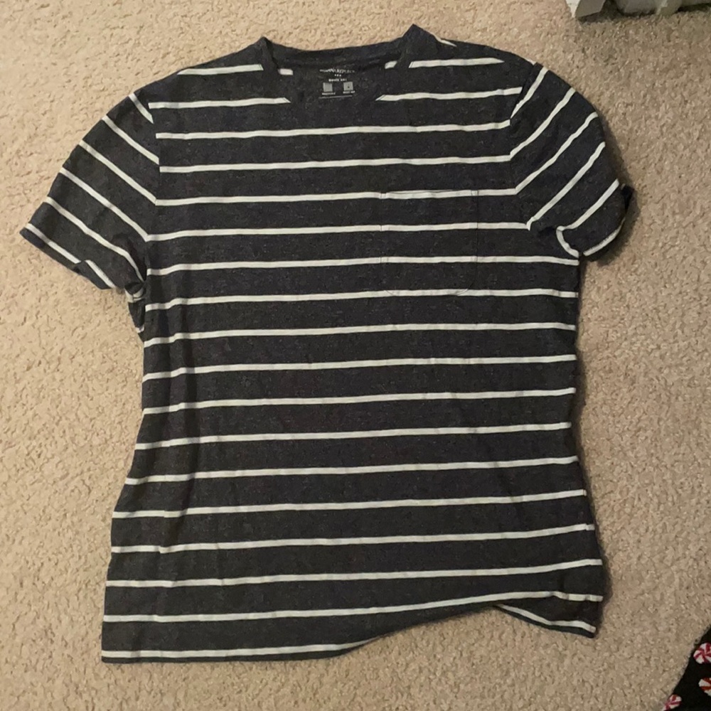 Banana Republic Men Tshirt - XL